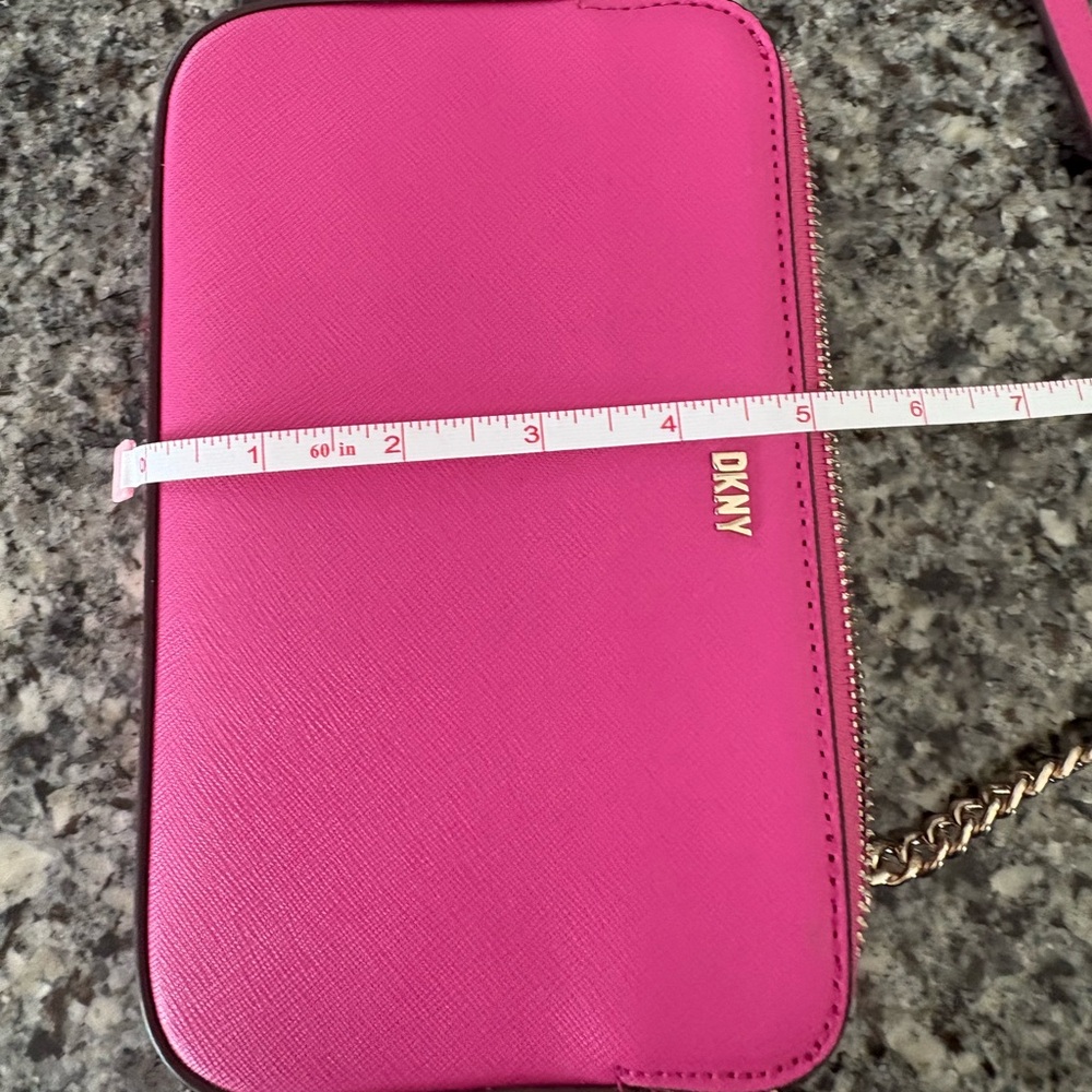 NWT- DKNY pink double zip victoria leather crossbody bag - Picture 11 of 12